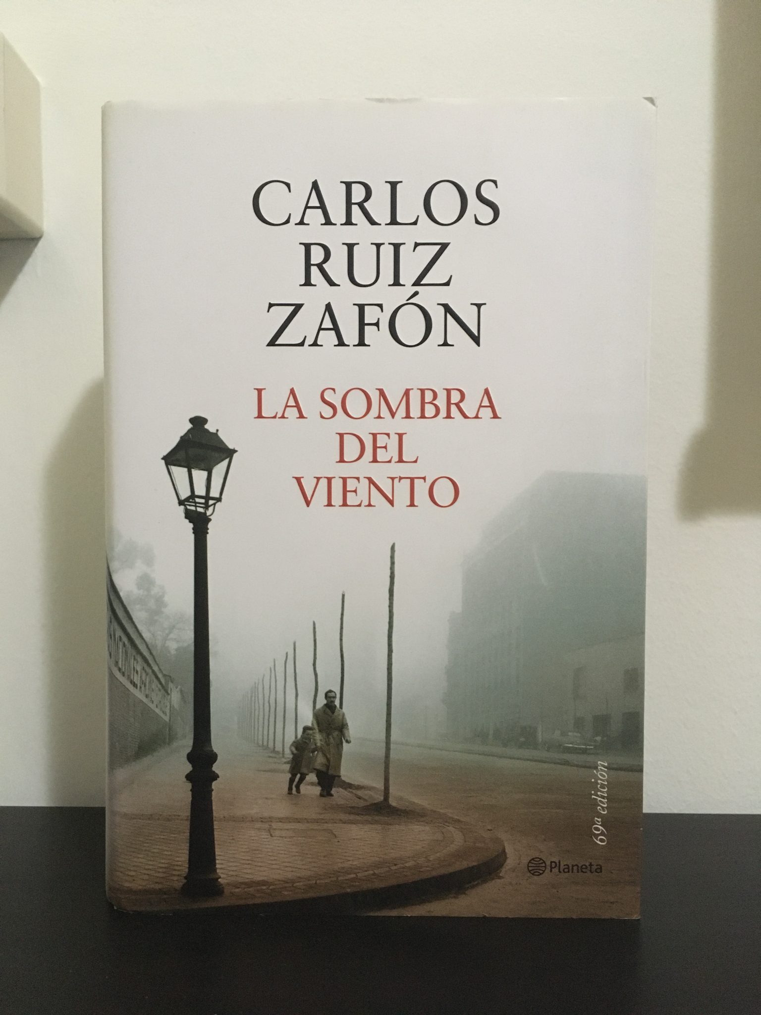 the shadow of the wind by carlos ruíz zafón